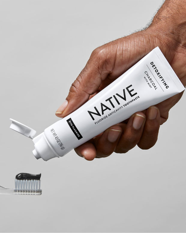 Toothpaste Detoxifying Charcoal (Fluoride)