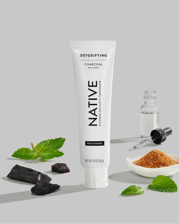 Toothpaste Detoxifying Charcoal (Fluoride)